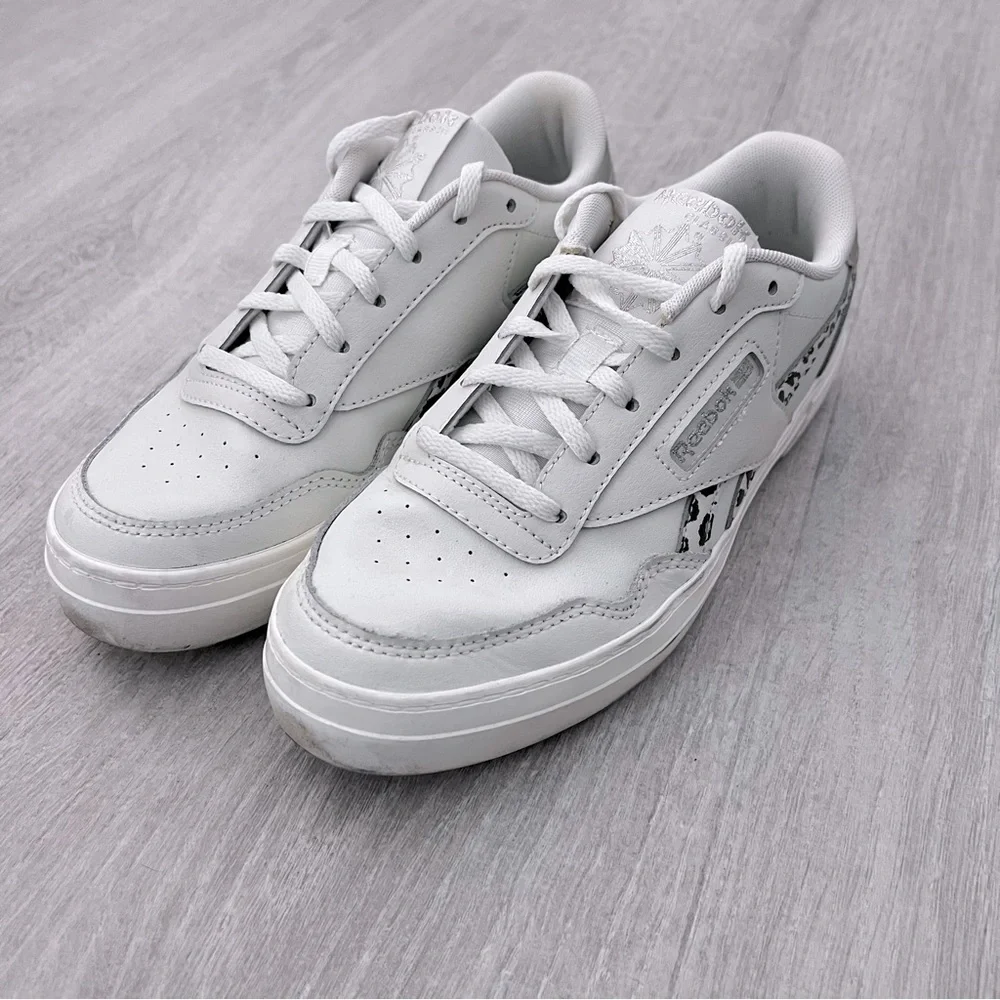 Reebok Tennis Shoe Leopard Stripe